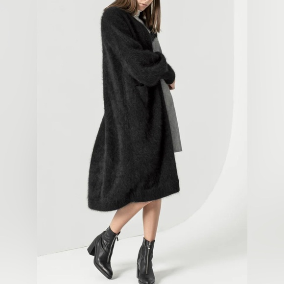 ByTSANG THE FUZZY – Midnight FUZZY COAT SIZE S. NWT - Picture 2 of 8